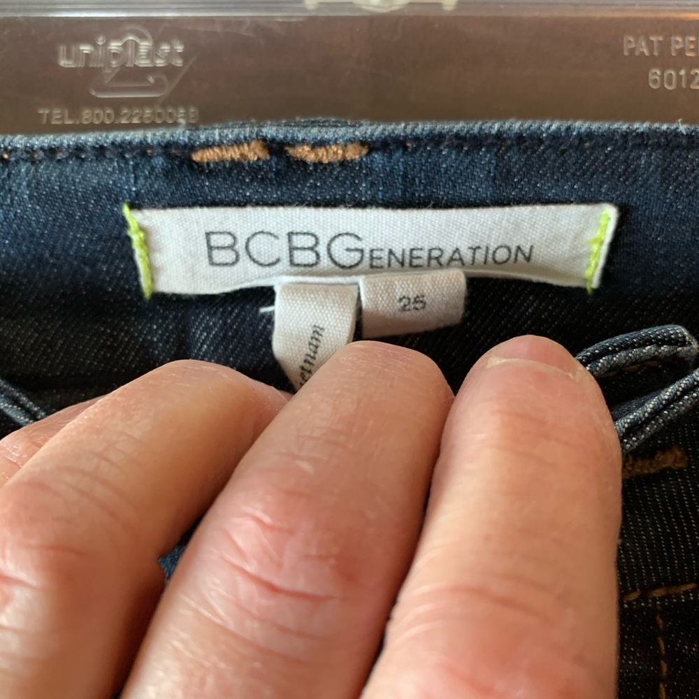 BCB Generation Jeans - Picture 4 of 6